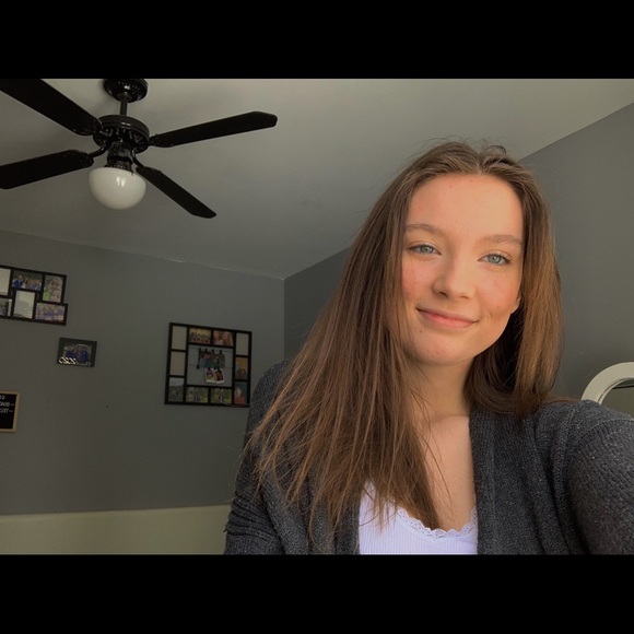 Meet your Posher, Amelia - Picture 1 of 1